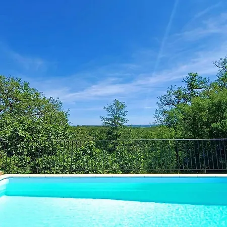 De La Peyre Et Du Causse Дом отдыха